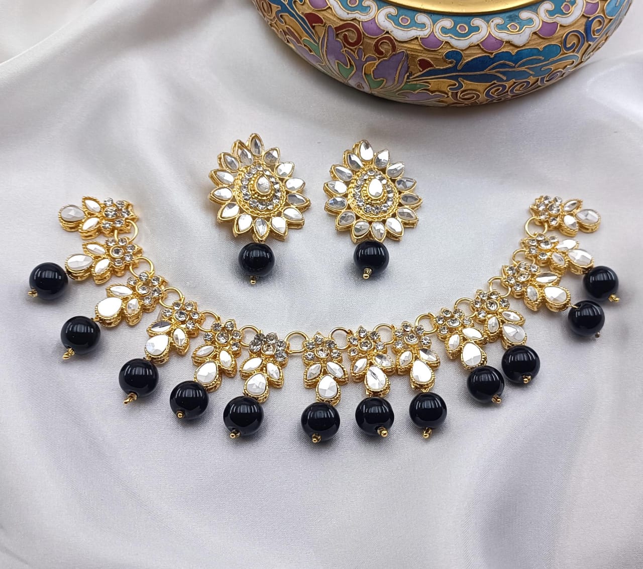 Kundan Guluband Set