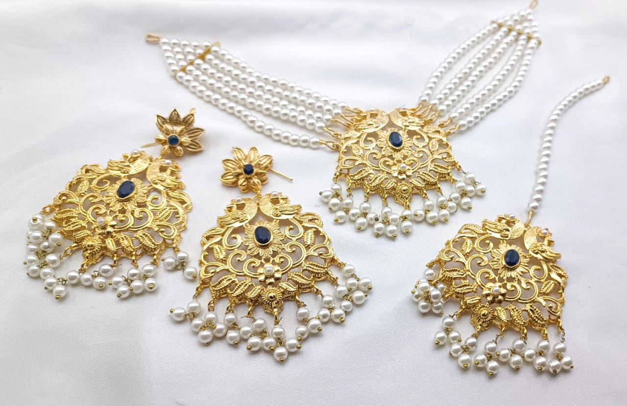 Luxury Style Long Neckless set