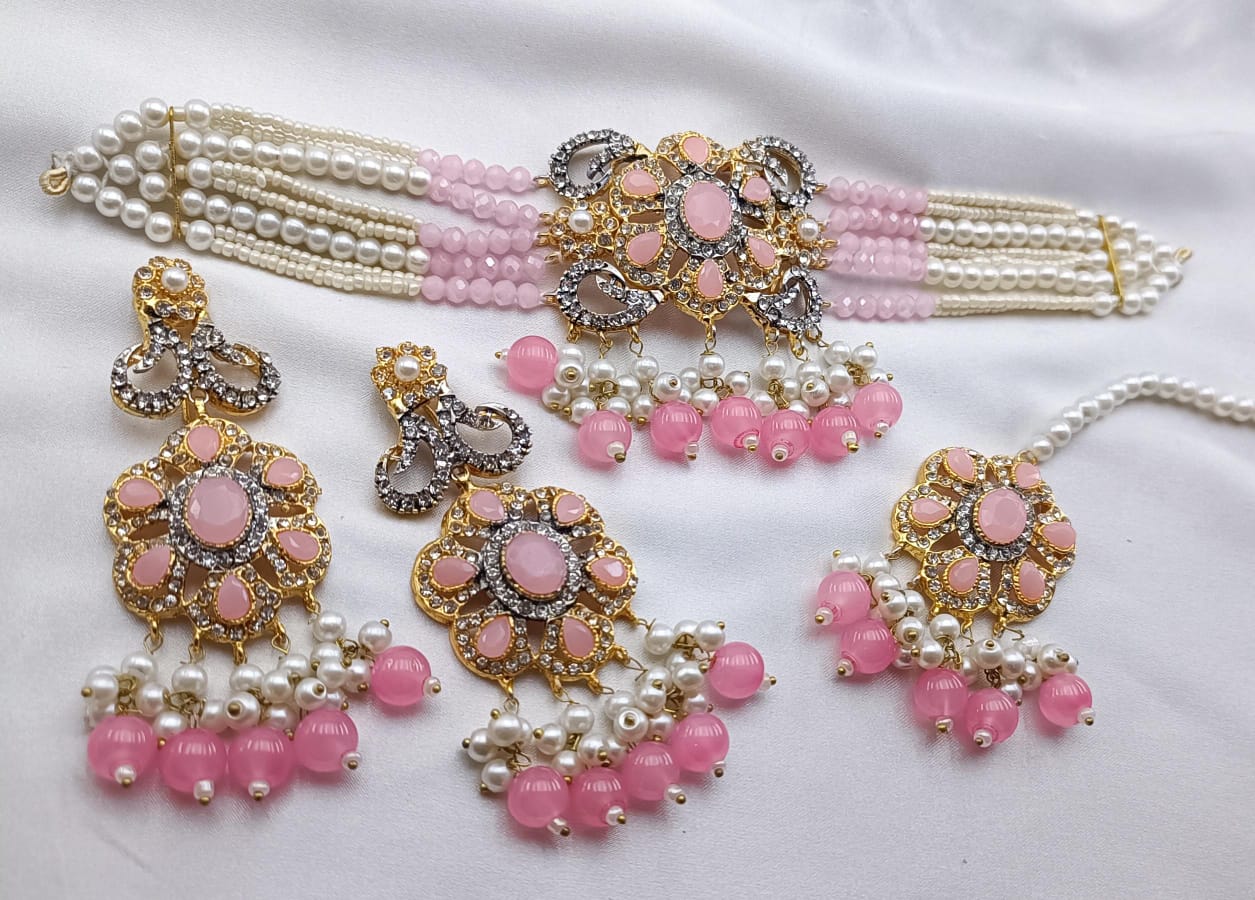 Neckless Set