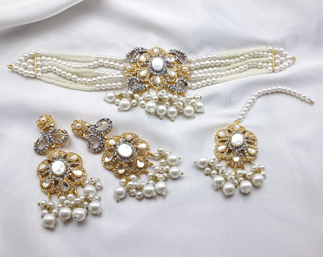 Neckless Set