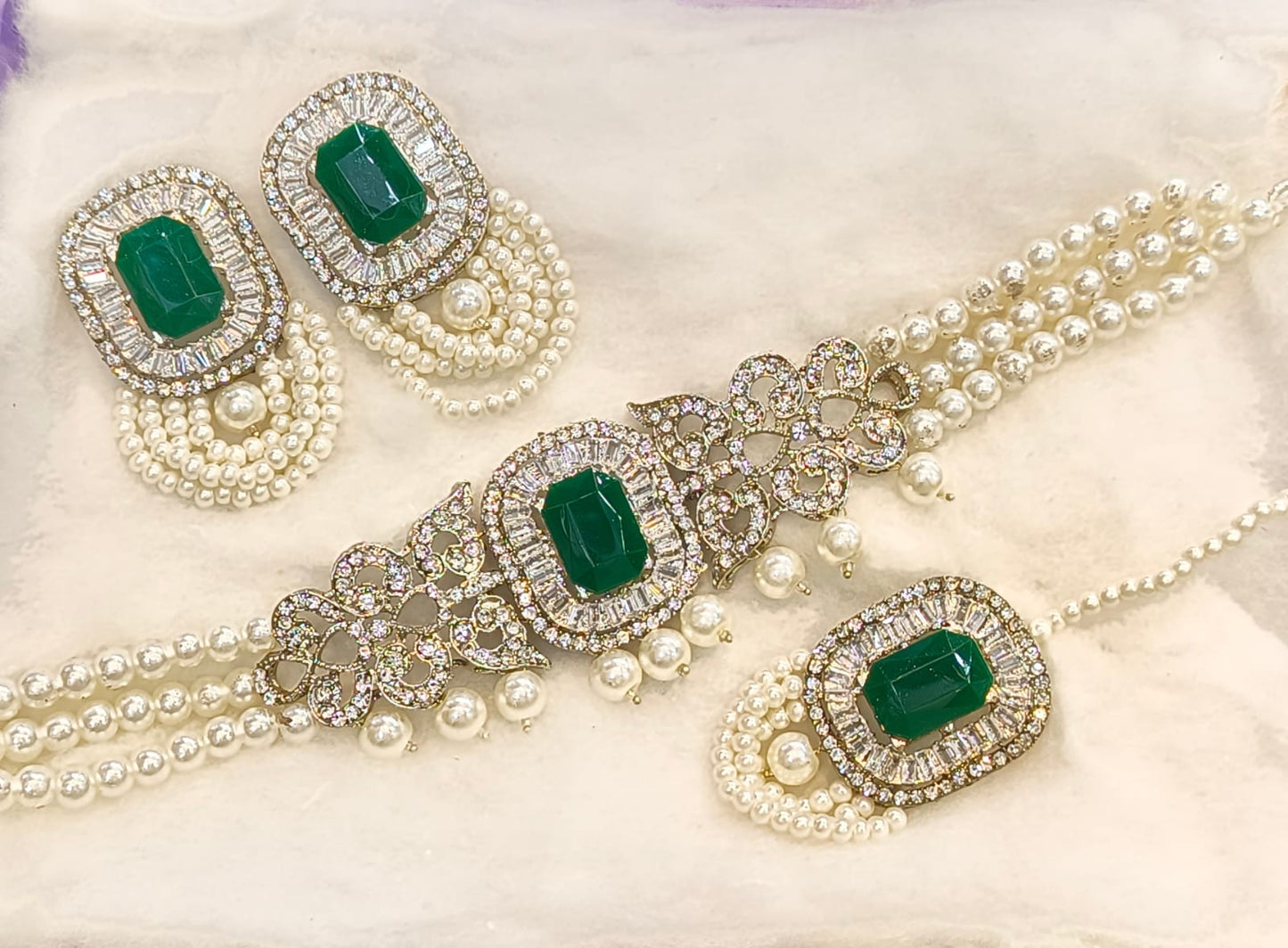 Hand made Zircon Set