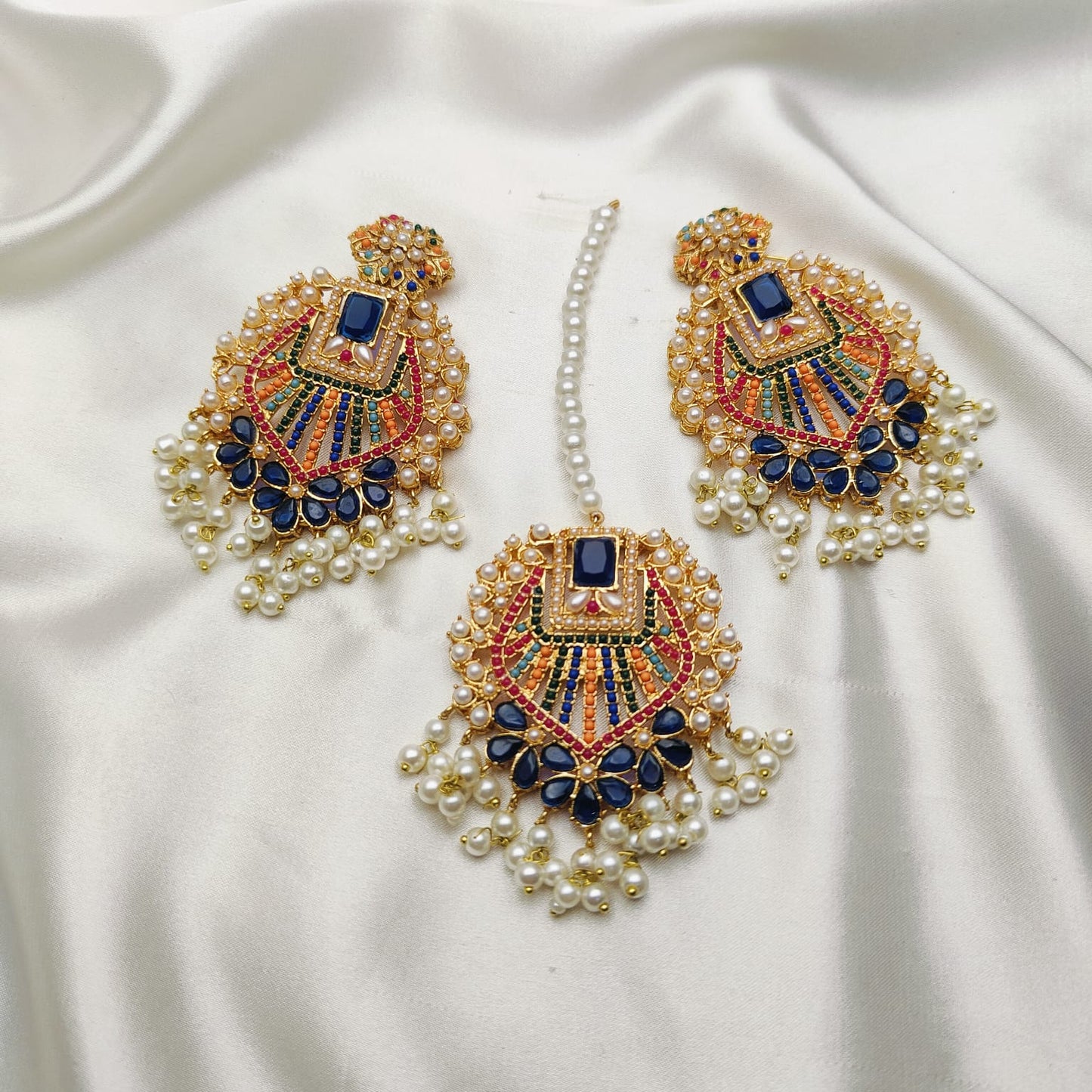 Elegant Tika and Earings
