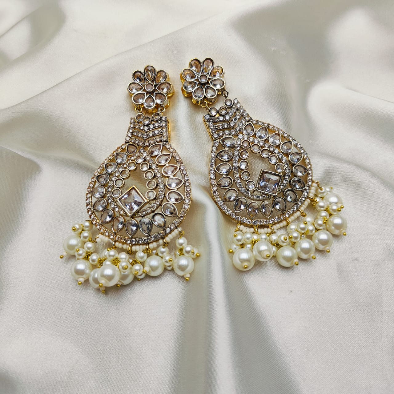 Zircon and Pearl Earings