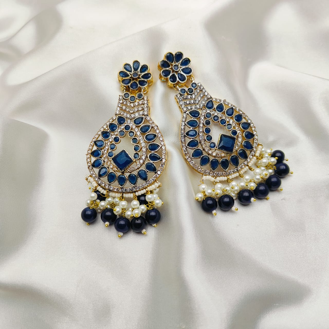 Zircon and Pearl Earings