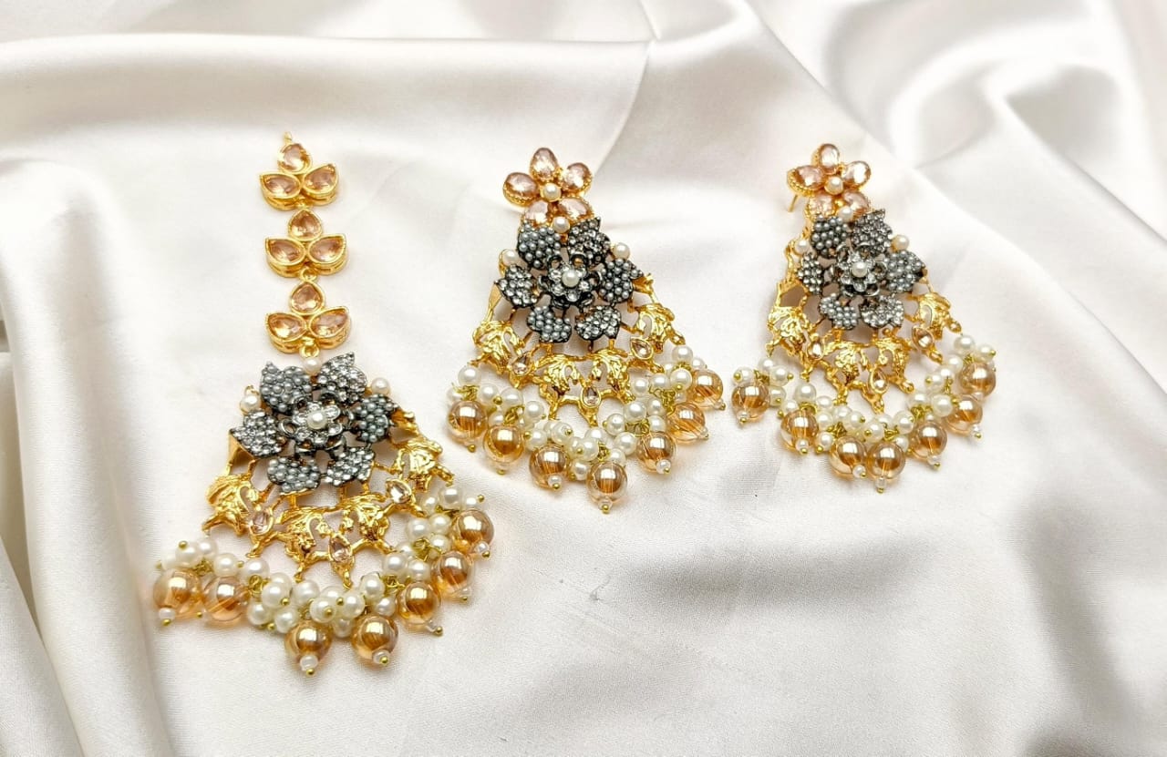Delightful Tika and Earrings