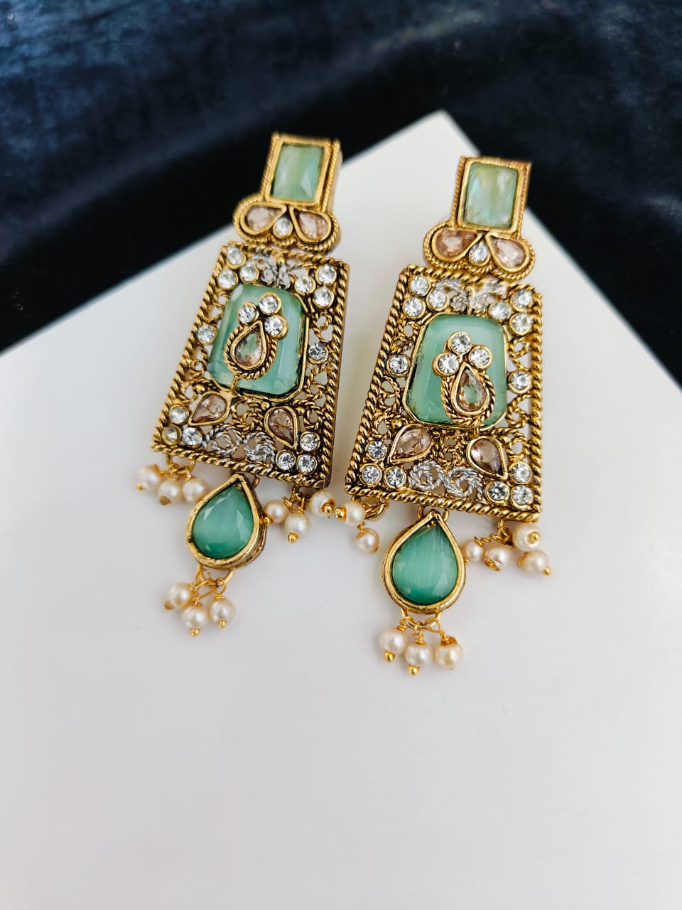 The Pretty Earings