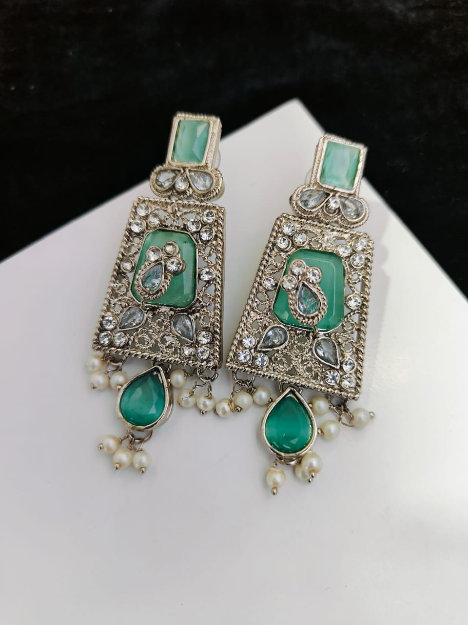 The Pretty Earings