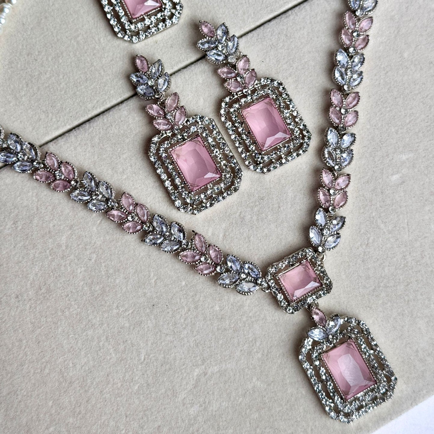 The Wonderful Maala Zircon Set