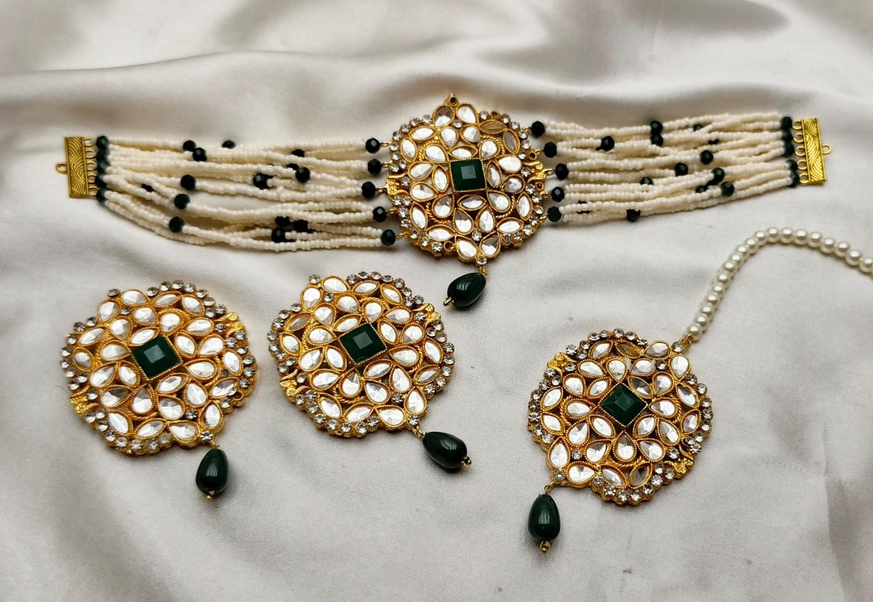 The beautiful Necklace Set