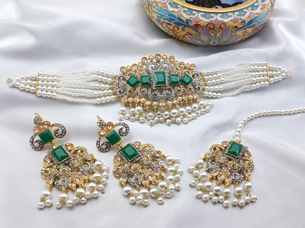 Jodha Choker Set
