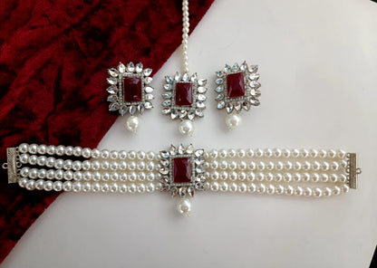 The Beautiful Choker Set with Earings
