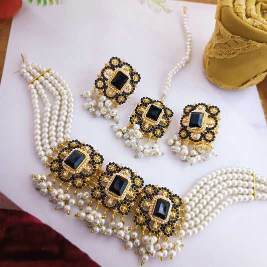 How to Style Jewelry Sets for Any Occasion