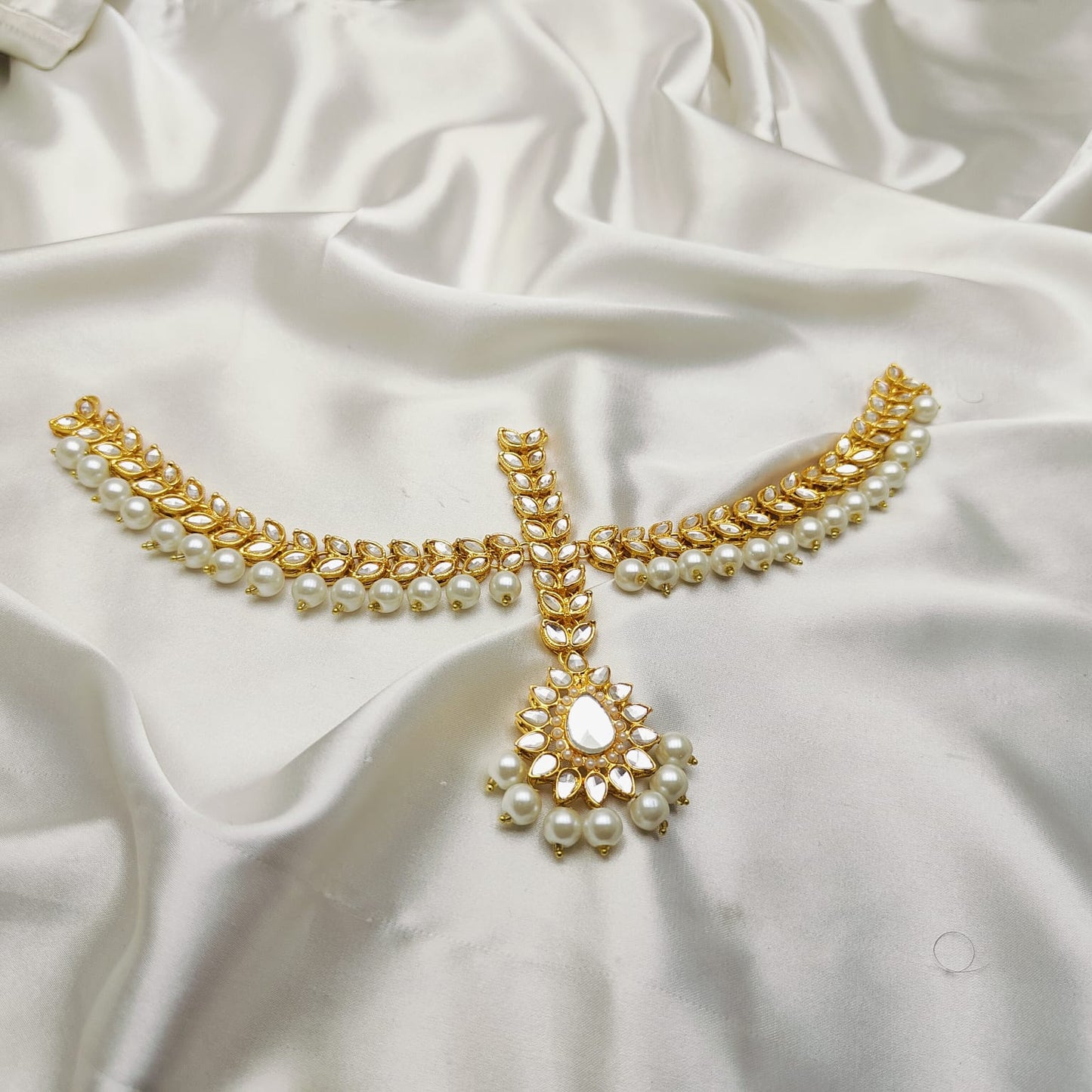 Modern Challenging Matha Pati Set