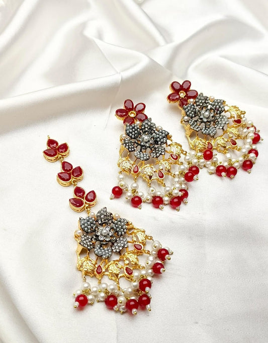 Delightful Tika and Earrings