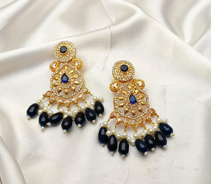 Glamouring Latkan Earrings
