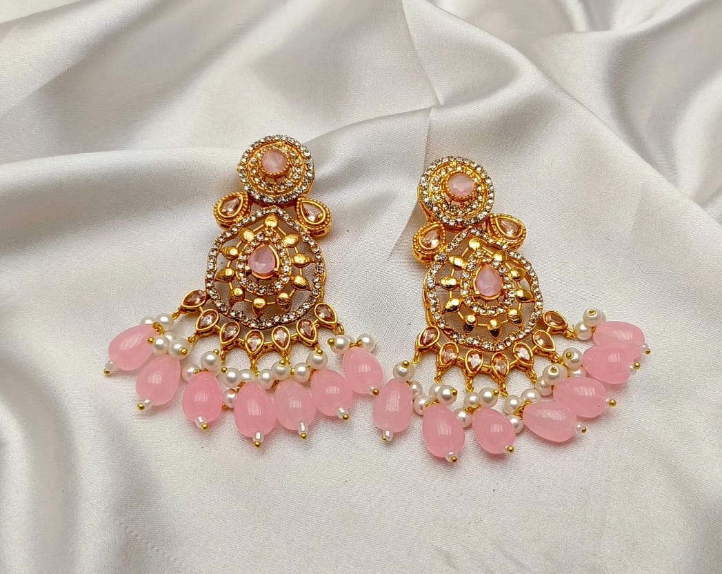 Glamouring Latkan Earrings