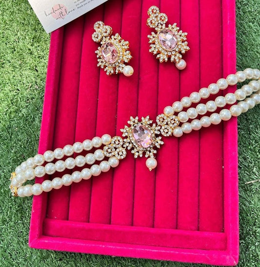 The Elegant Choker Set