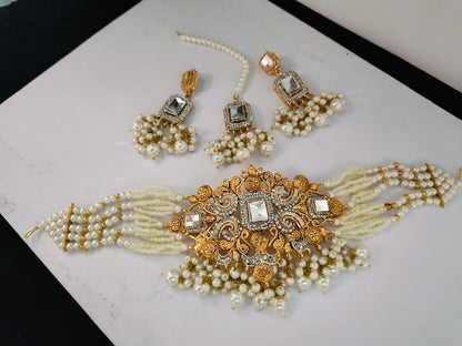 Wedding wear Neckless