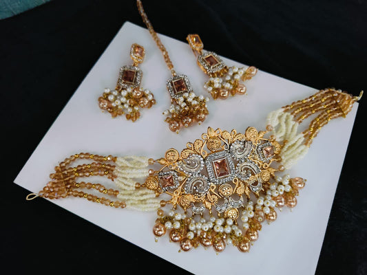 Wedding wear Neckless