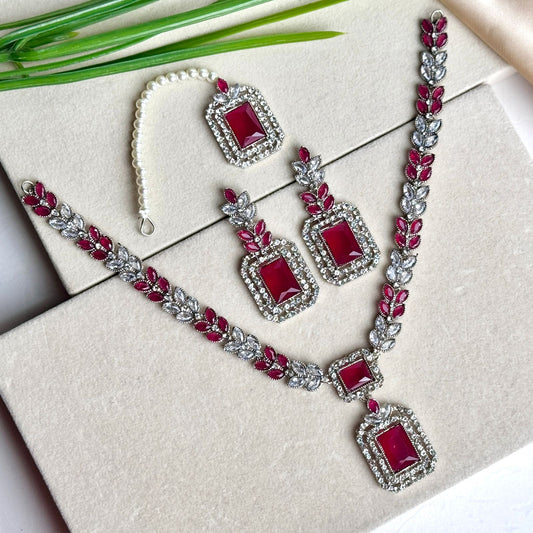 The Wonderful Maala Zircon Set