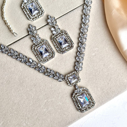 The Wonderful Maala Zircon Set