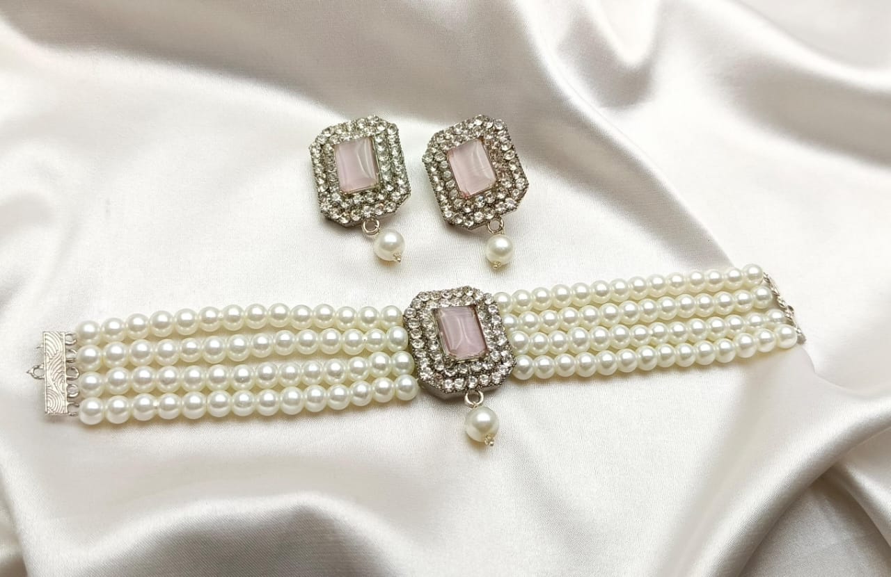 The party Wear Choker Set