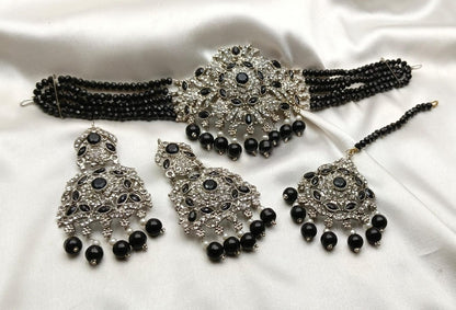 The Beautiful Necklace Set