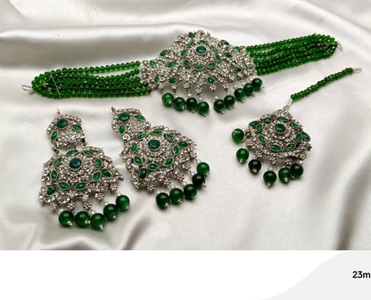 The Beautiful Necklace Set