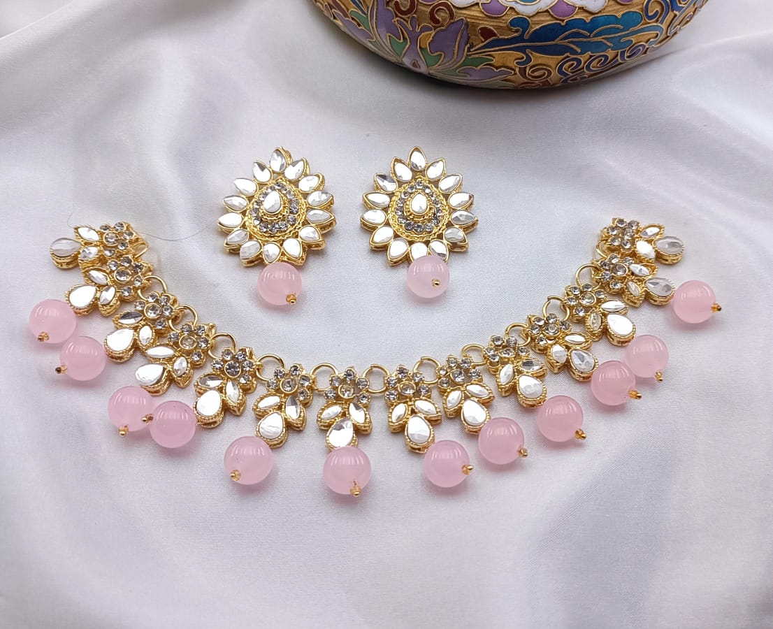 Kundan Guluband Set